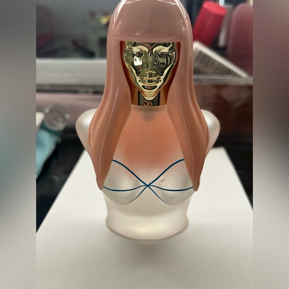 Nicki Minaj Collectible Perfume Bottle